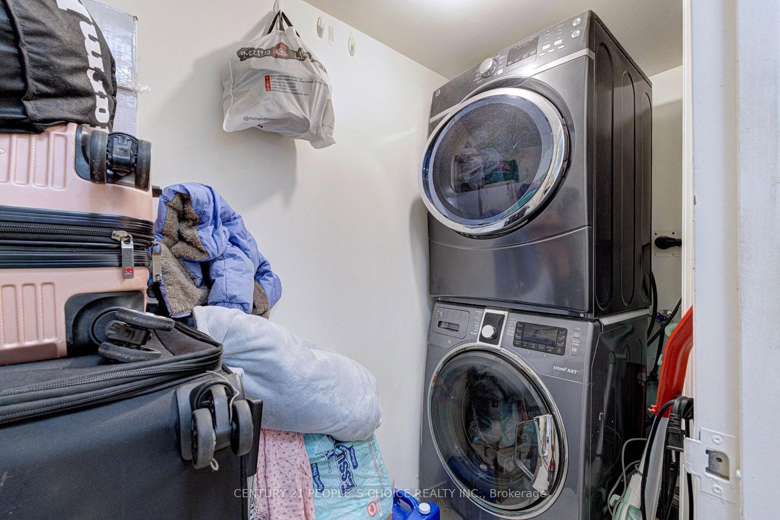 Condo for sale at 1413-155 Hillcrest Avenue, Mississauga, Ontario, L5B 3Z2 - Cooksville - MLS: W12884194