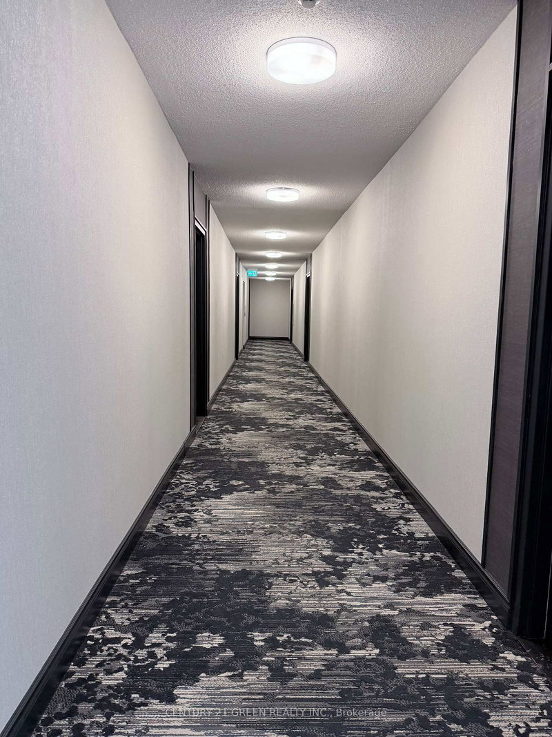 1103 - 200 Burnhamthorpe Rd E, Mississauga, L5A 4L4 | Image 2