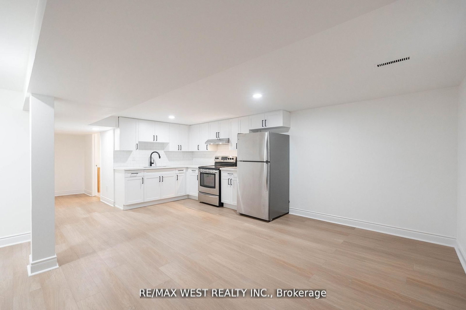 75 Wright Crescent, Unit Lower - Photo 12