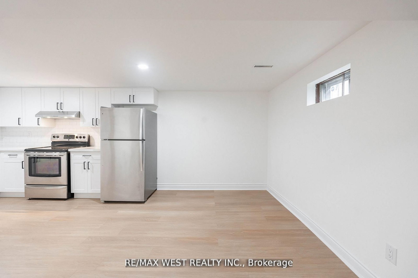 75 Wright Crescent, Unit Lower - Photo 13