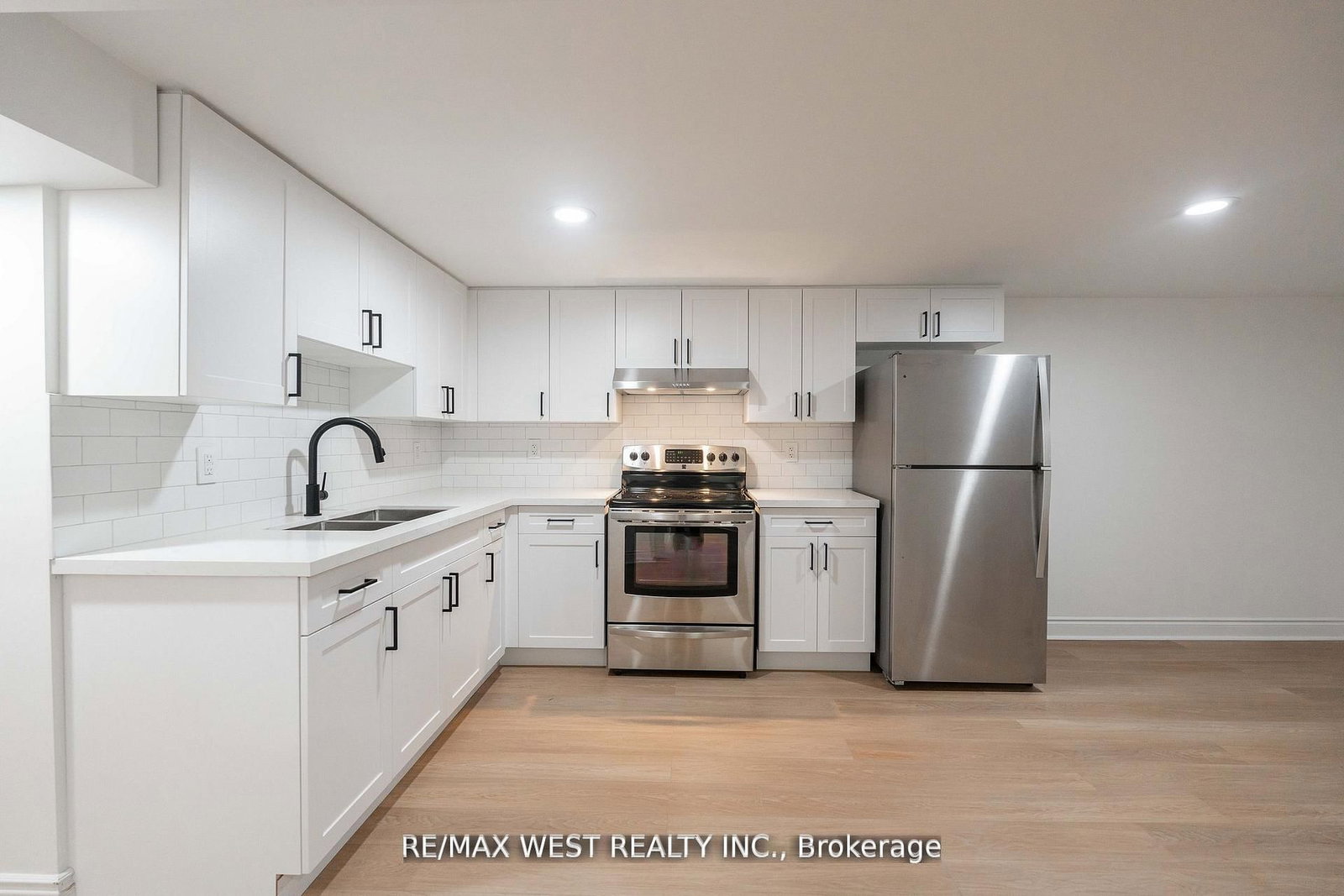 75 Wright Crescent, Unit Lower - Photo 6