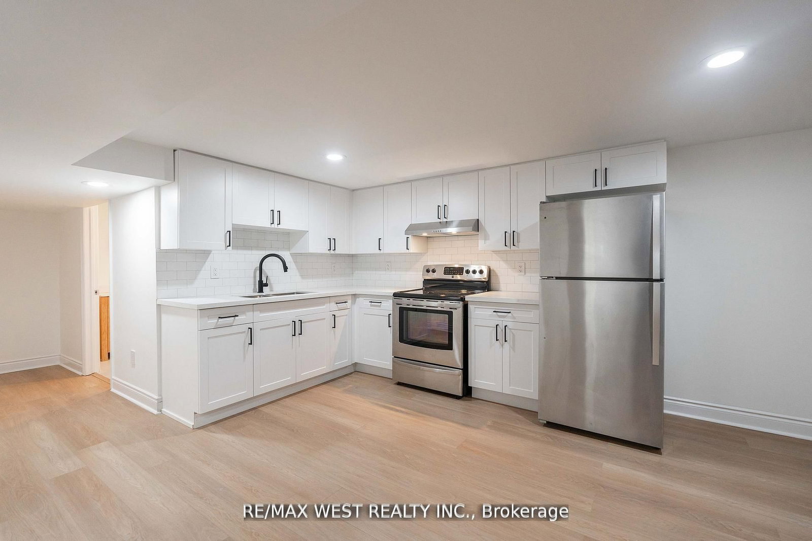 75 Wright Crescent, Unit Lower - Photo 7