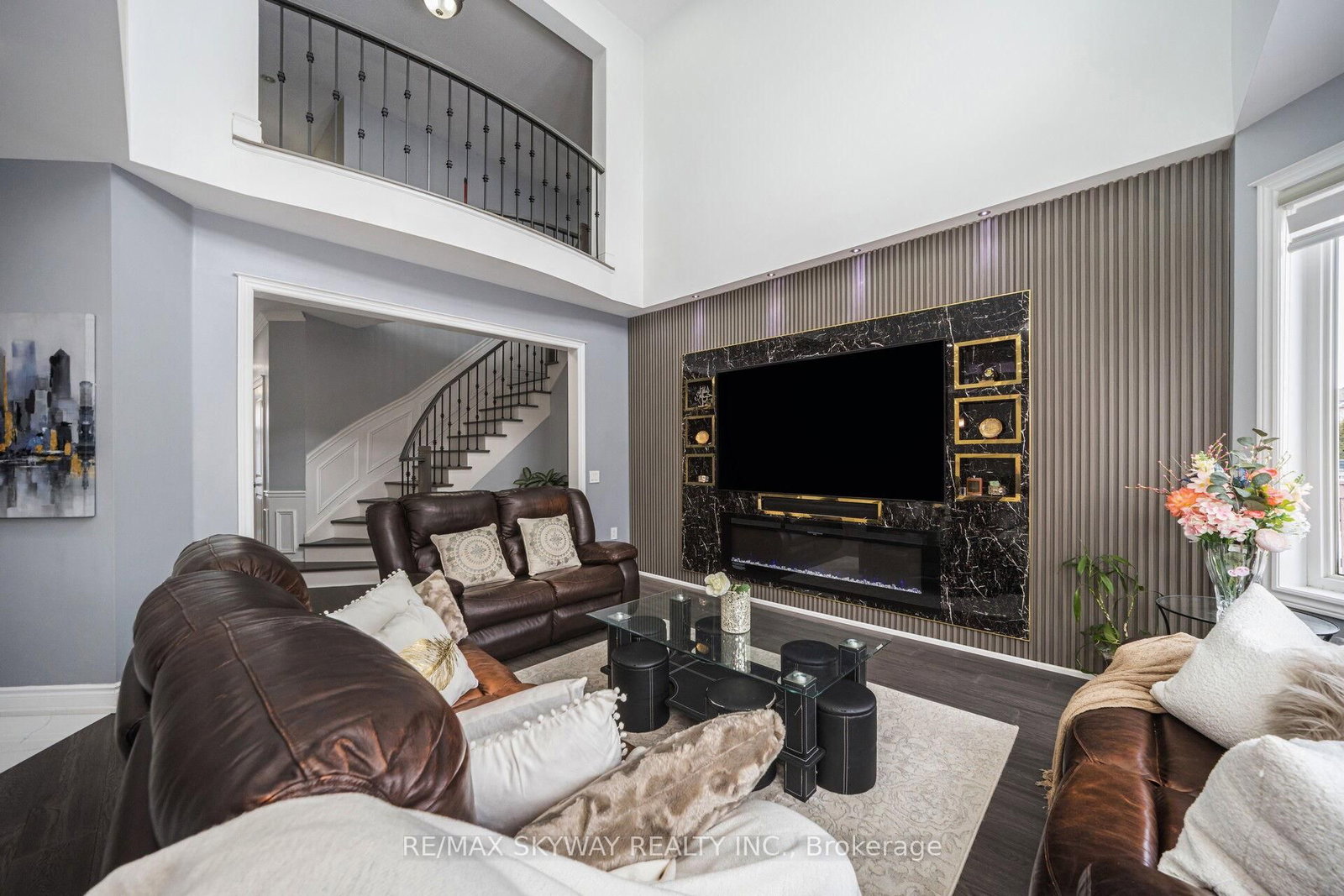 Detached House for sale at 44 Eaglesprings Crescent, Brampton, Ontario, L6P 2W2 - Bram East - MLS: W12884874