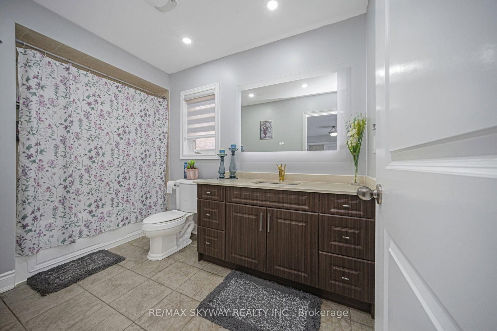 Detached House for sale at 44 Eaglesprings Crescent, Brampton, Ontario, L6P 2W2 - Bram East - MLS: W12884874