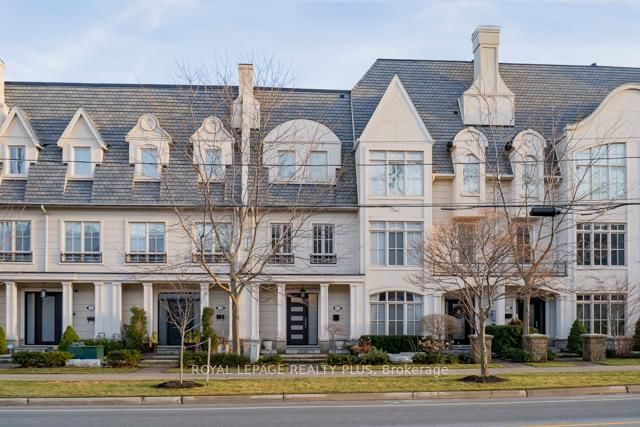 142 Rebecca St, Oakville, L6K 1J5 | Image 3