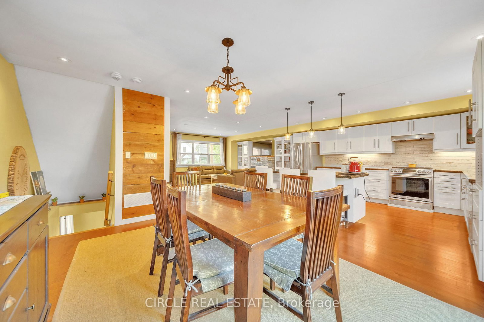 Detached House for sale at 1043 Shaw Drive, Mississauga, Ontario, L5G 3Z3 - Lakeview - MLS: W12885086