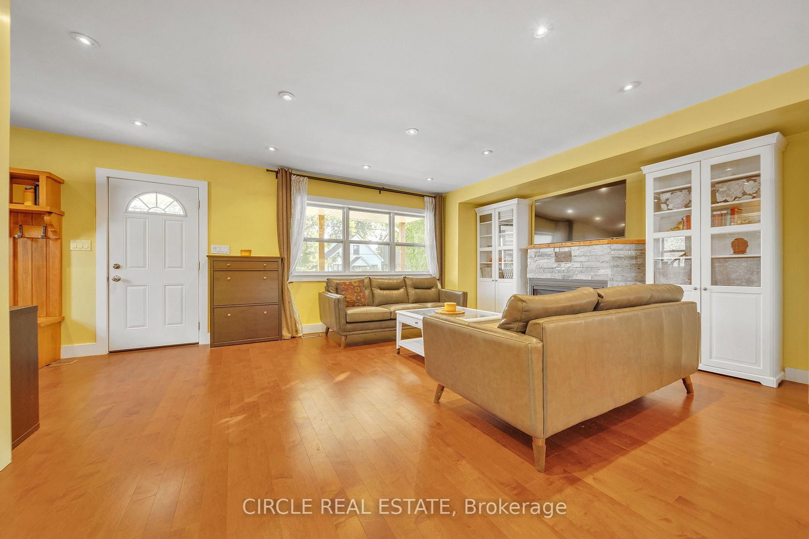 Detached House for sale at 1043 Shaw Drive, Mississauga, Ontario, L5G 3Z3 - Lakeview - MLS: W12885086