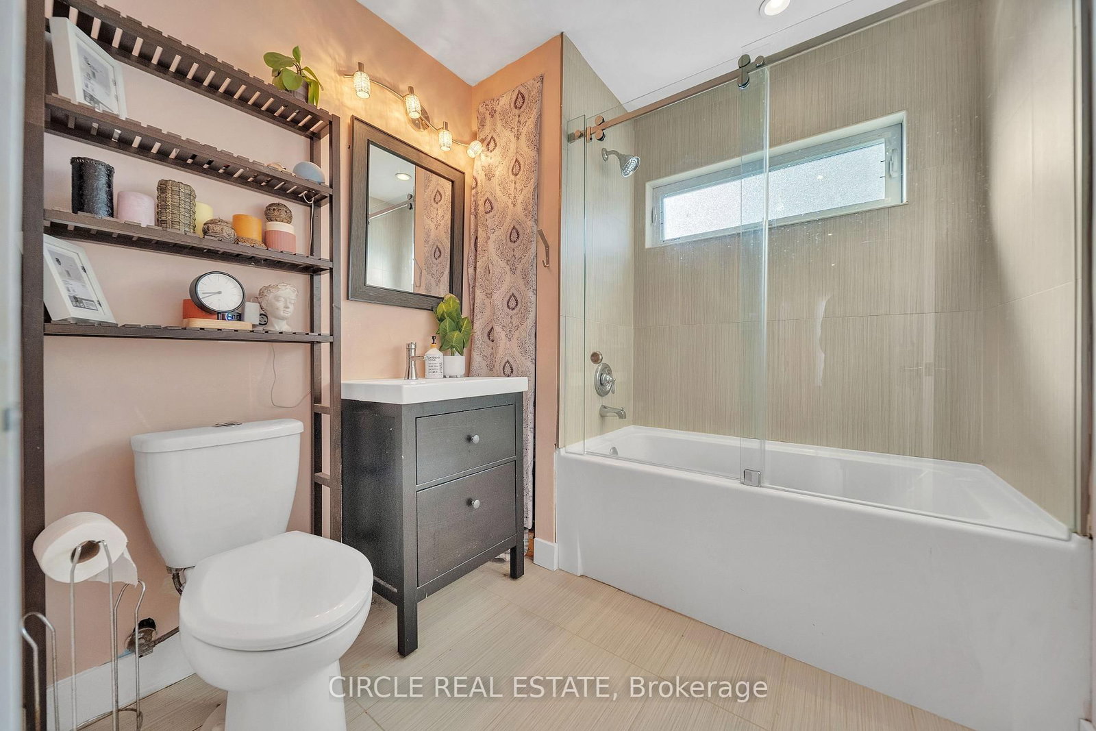 Detached House for sale at 1043 Shaw Drive, Mississauga, Ontario, L5G 3Z3 - Lakeview - MLS: W12885086