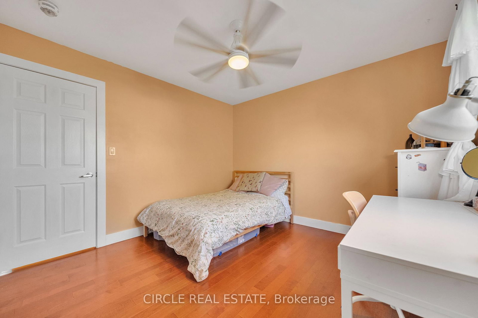 Detached House for sale at 1043 Shaw Drive, Mississauga, Ontario, L5G 3Z3 - Lakeview - MLS: W12885086