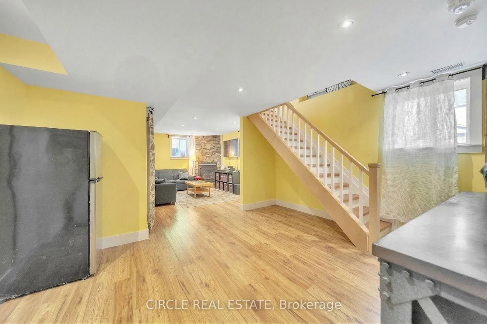 Detached House for sale at 1043 Shaw Drive, Mississauga, Ontario, L5G 3Z3 - Lakeview - MLS: W12885086