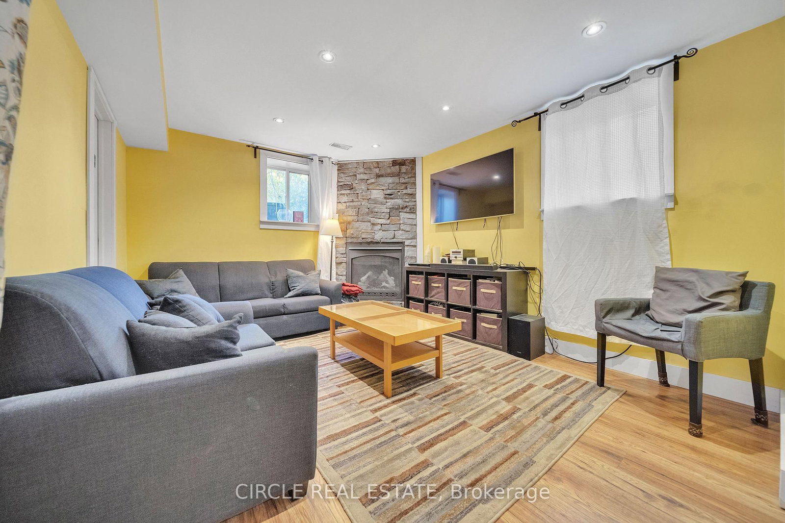 Detached House for sale at 1043 Shaw Drive, Mississauga, Ontario, L5G 3Z3 - Lakeview - MLS: W12885086