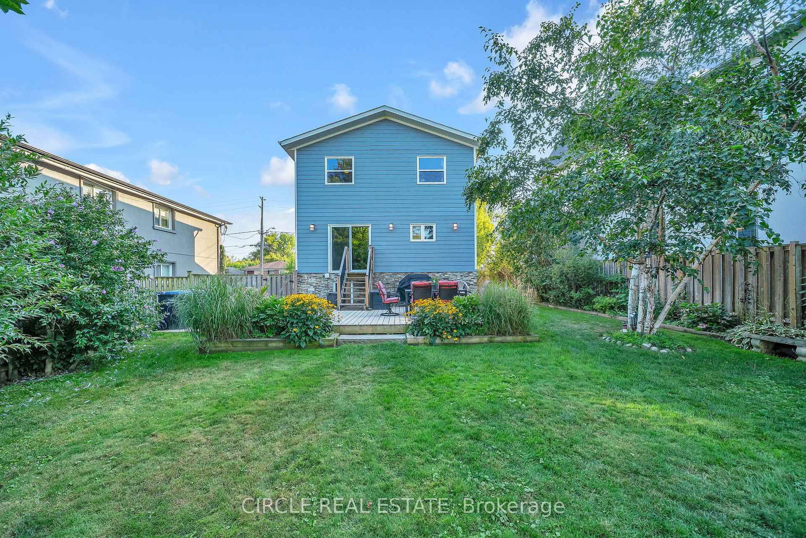 Detached House for sale at 1043 Shaw Drive, Mississauga, Ontario, L5G 3Z3 - Lakeview - MLS: W12885086