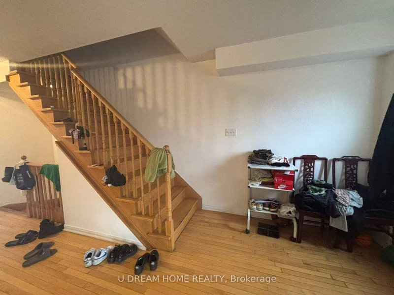 9 - 3030 Lakeshore Blvd W, Toronto, M8V 4C9 | Image 2