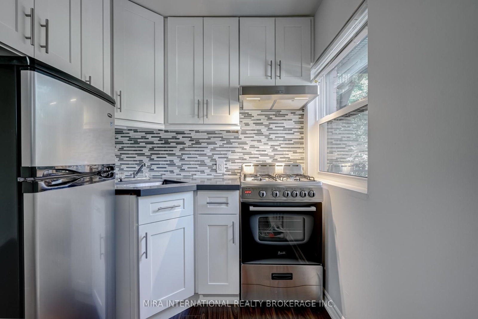 70 Melbourne Avenue, Unit 105 - Photo 8