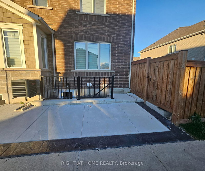 Lower - 852 Aspen Terr, Milton, L9E 1S2 | Image 2