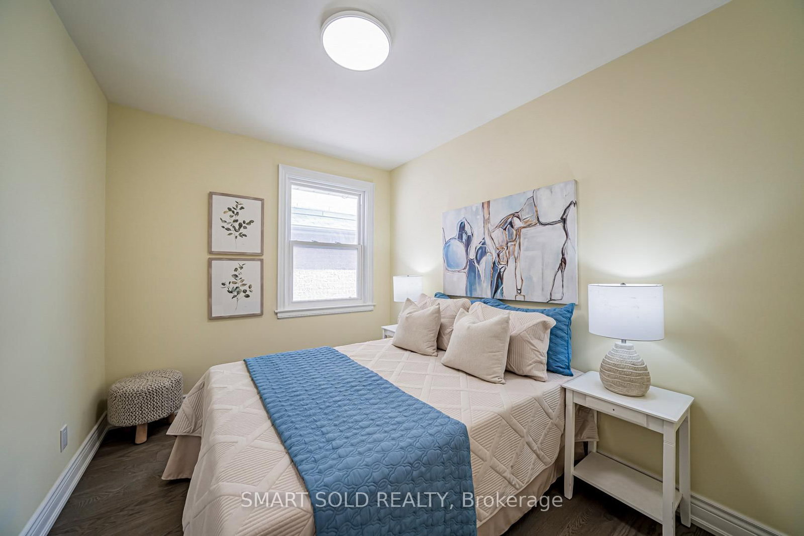 Detached House for sale at 995 Garrard Avenue, Mississauga, Ontario, L5E 1L4 - Lakeview - MLS: W12885392