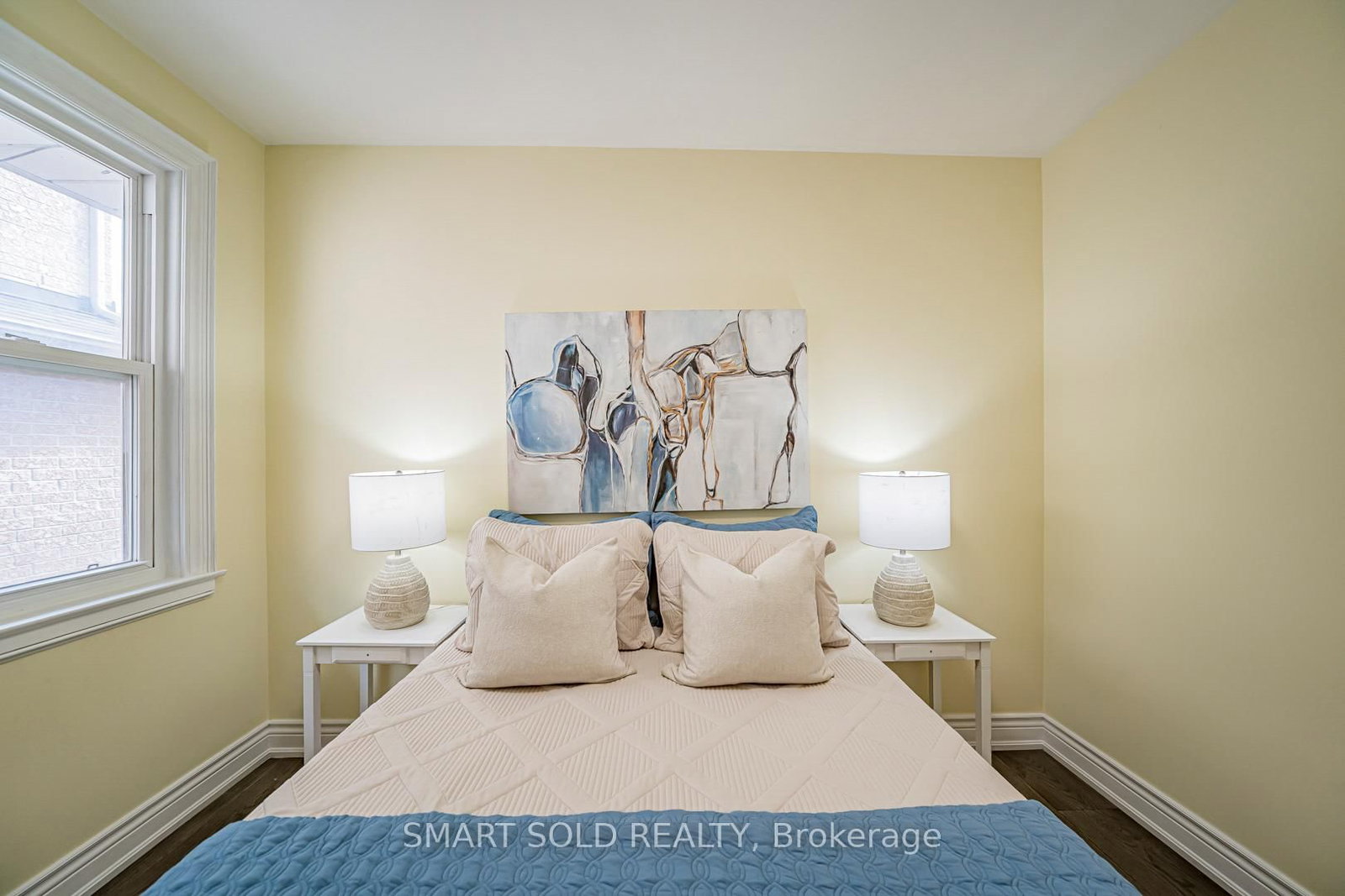 Detached House for sale at 995 Garrard Avenue, Mississauga, Ontario, L5E 1L4 - Lakeview - MLS: W12885392