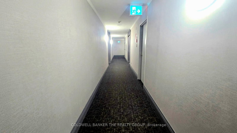 410 - 330 Mill St S, Brampton, L6Y 3V3 | Image 2