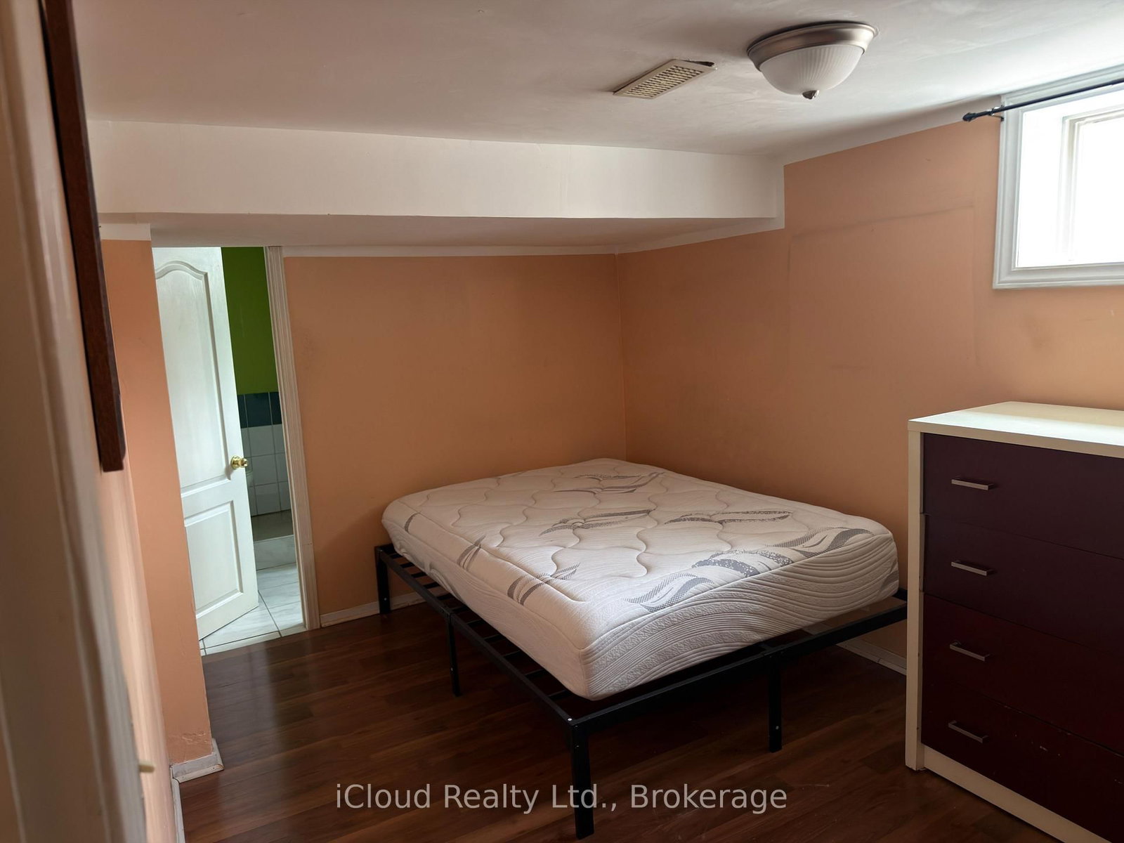 Semi-Detached House for sale at 3587 Ashcroft Crescent, Mississauga, Ontario, L5C 2E6 - Erindale - MLS: W12885558