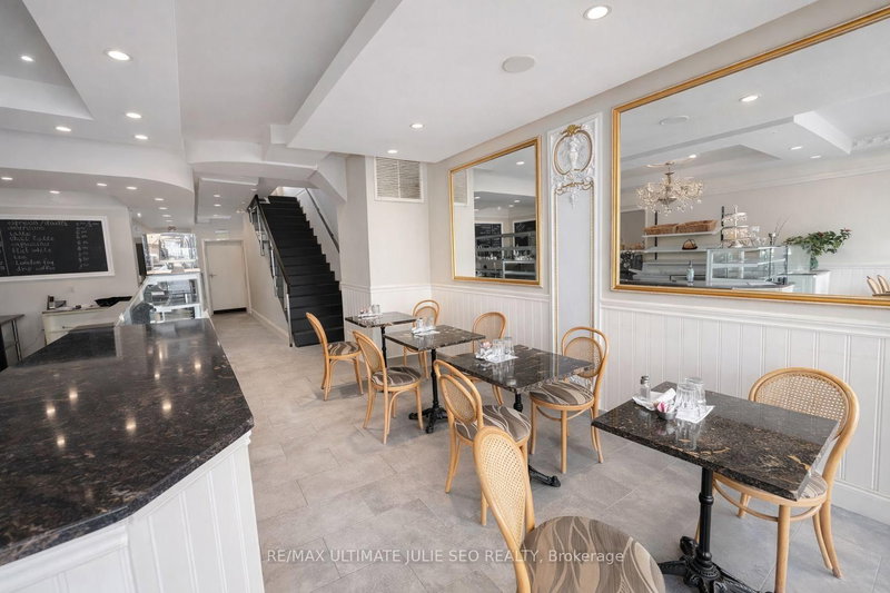 2432 BLOOR St W, Toronto, M6S 1P9 | Image 2