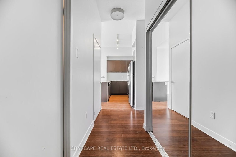 3212 - 360 Square One Drive