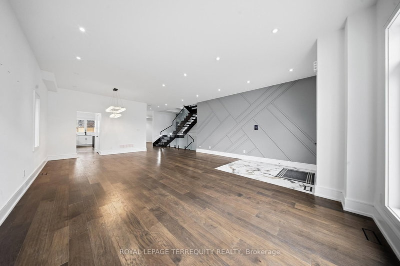 193 Mateo Pl, Mississauga, L5A 0A5 | Image 3