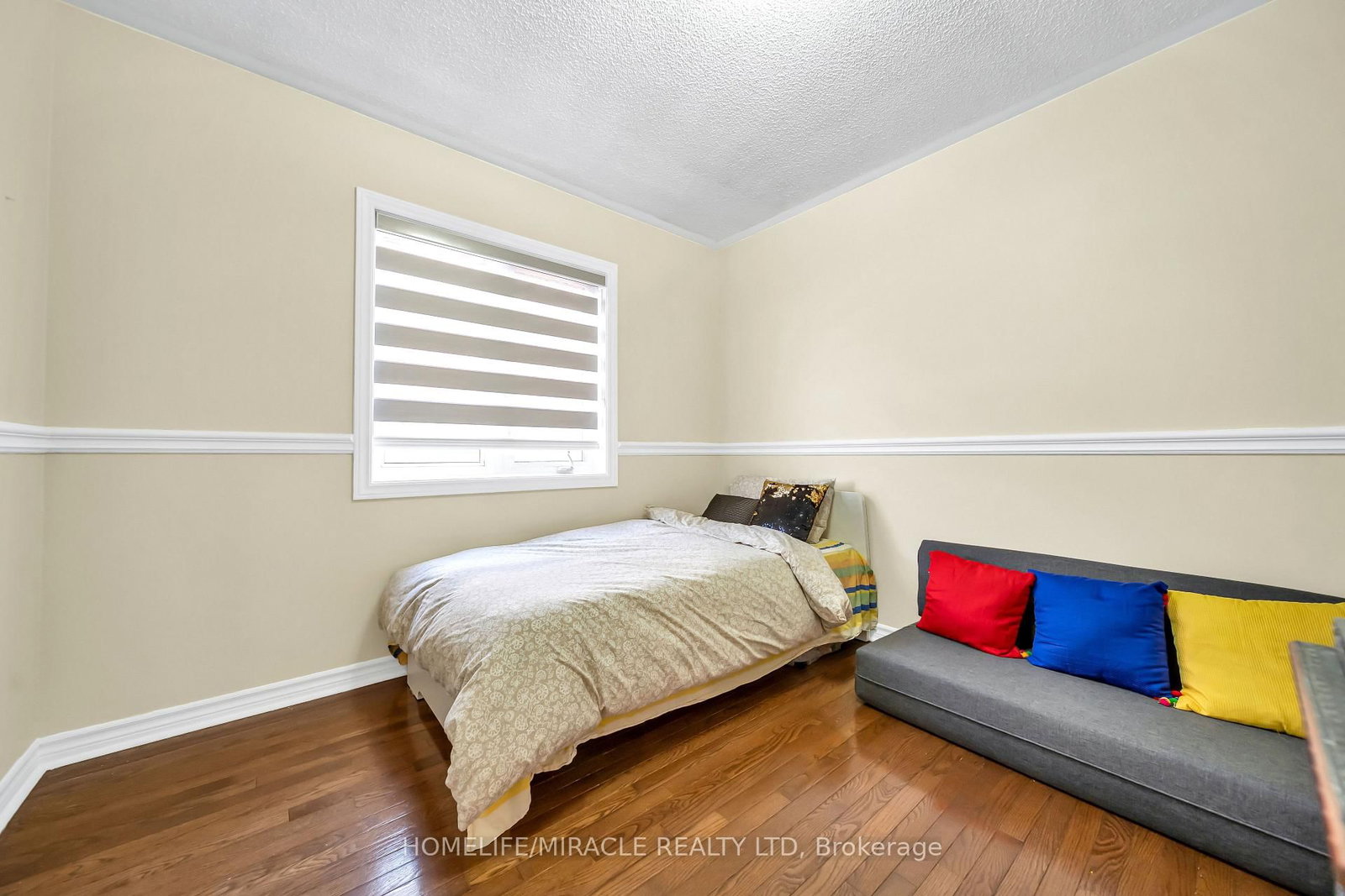 Detached House for sale at 4 Templeton Court, Brampton, Ontario, L6P 3B2 - Bram East - MLS: W12886158