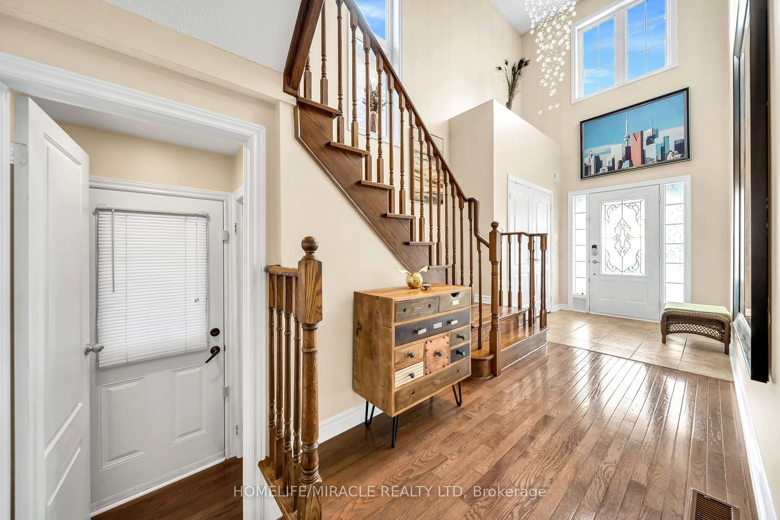 Detached House for sale at 4 Templeton Court, Brampton, Ontario, L6P 3B2 - Bram East - MLS: W12886158