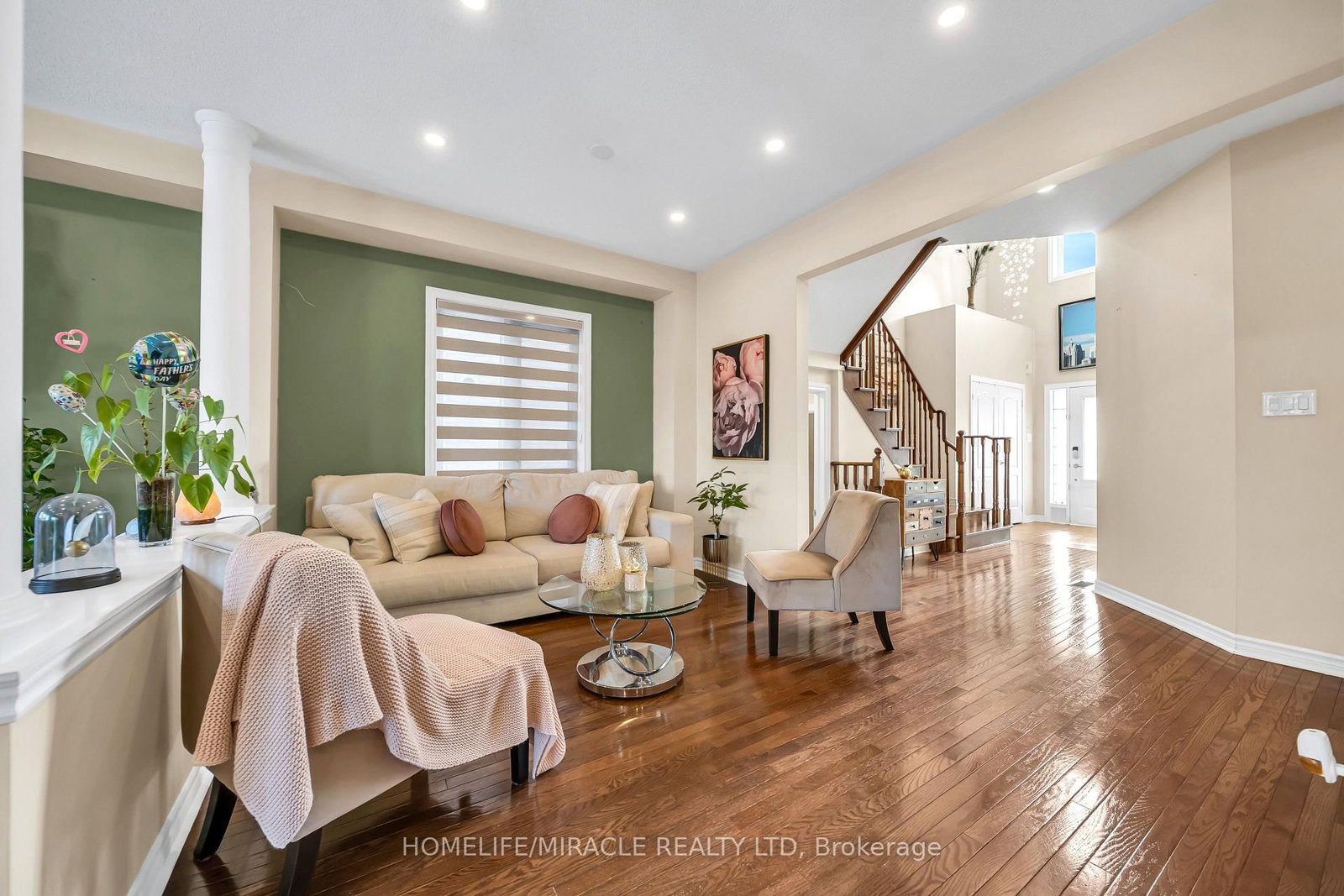 Detached House for sale at 4 Templeton Court, Brampton, Ontario, L6P 3B2 - Bram East - MLS: W12886158