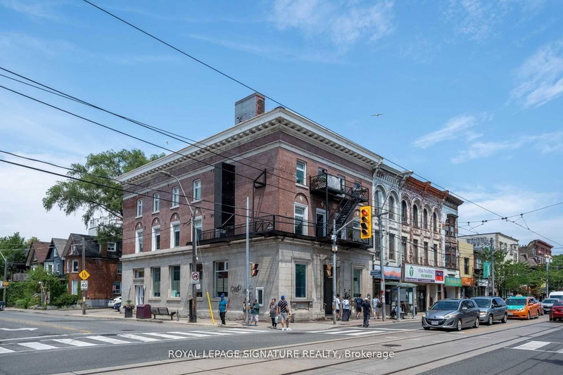 home for lease on 2A-1 Lansdowne Avenue