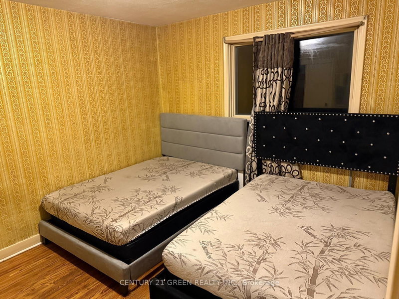 Main - 57 Glen Agar Dr, Toronto, M9B 5M2 | Image 3