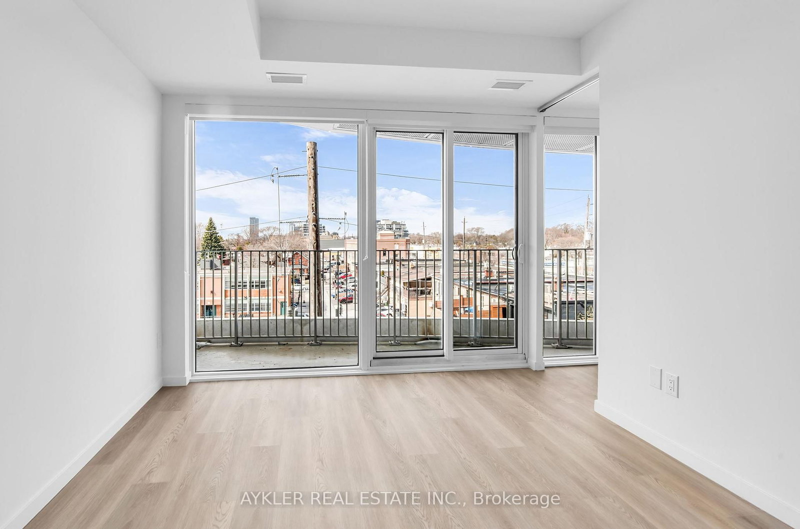 Condo for lease at 410-689 The Queensway, Toronto, Ontario, M8Y 1L1 - Stonegate-Queensway - MLS: W12886674