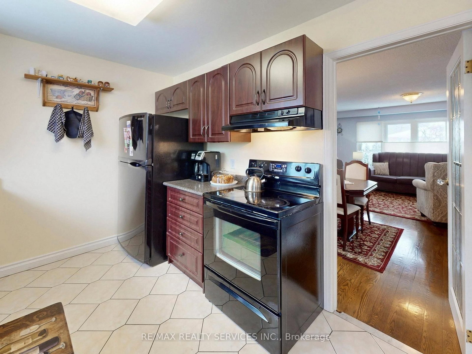 Detached House for sale at 16 Grassington Crescent, Brampton, Ontario, L6S 1Z6 - Northgate - MLS: W12886772