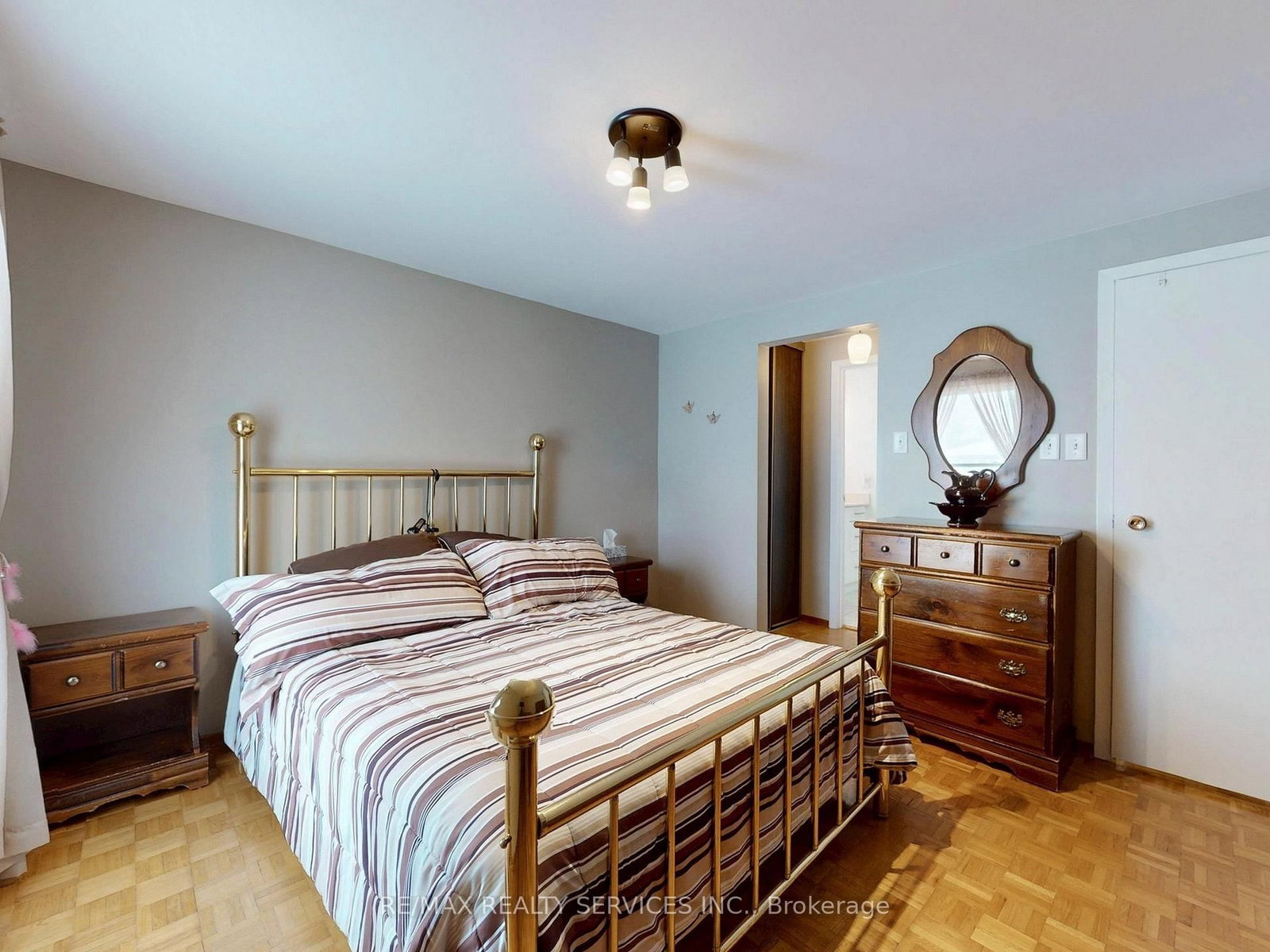 Detached House for sale at 16 Grassington Crescent, Brampton, Ontario, L6S 1Z6 - Northgate - MLS: W12886772