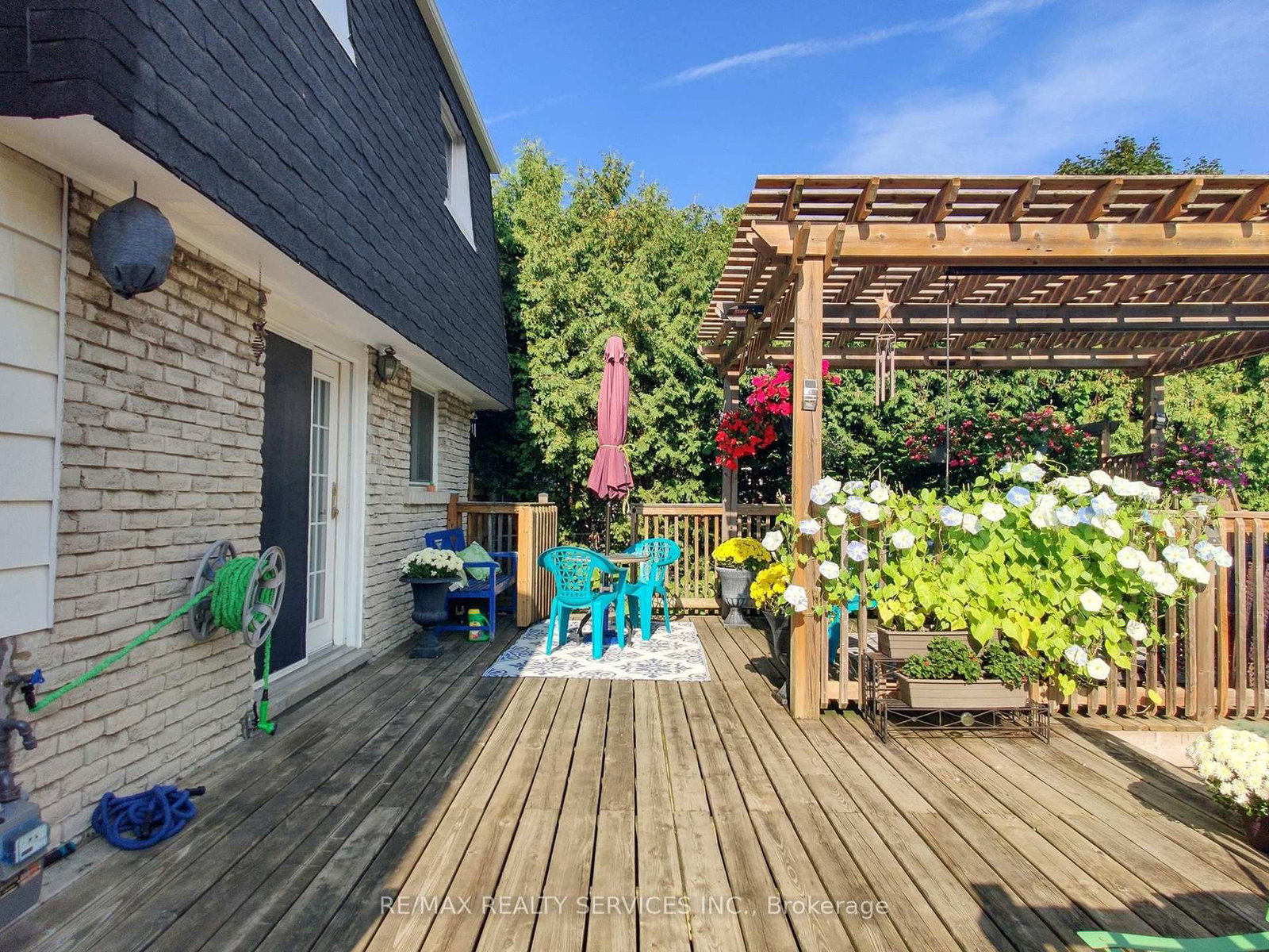 Detached House for sale at 16 Grassington Crescent, Brampton, Ontario, L6S 1Z6 - Northgate - MLS: W12886772