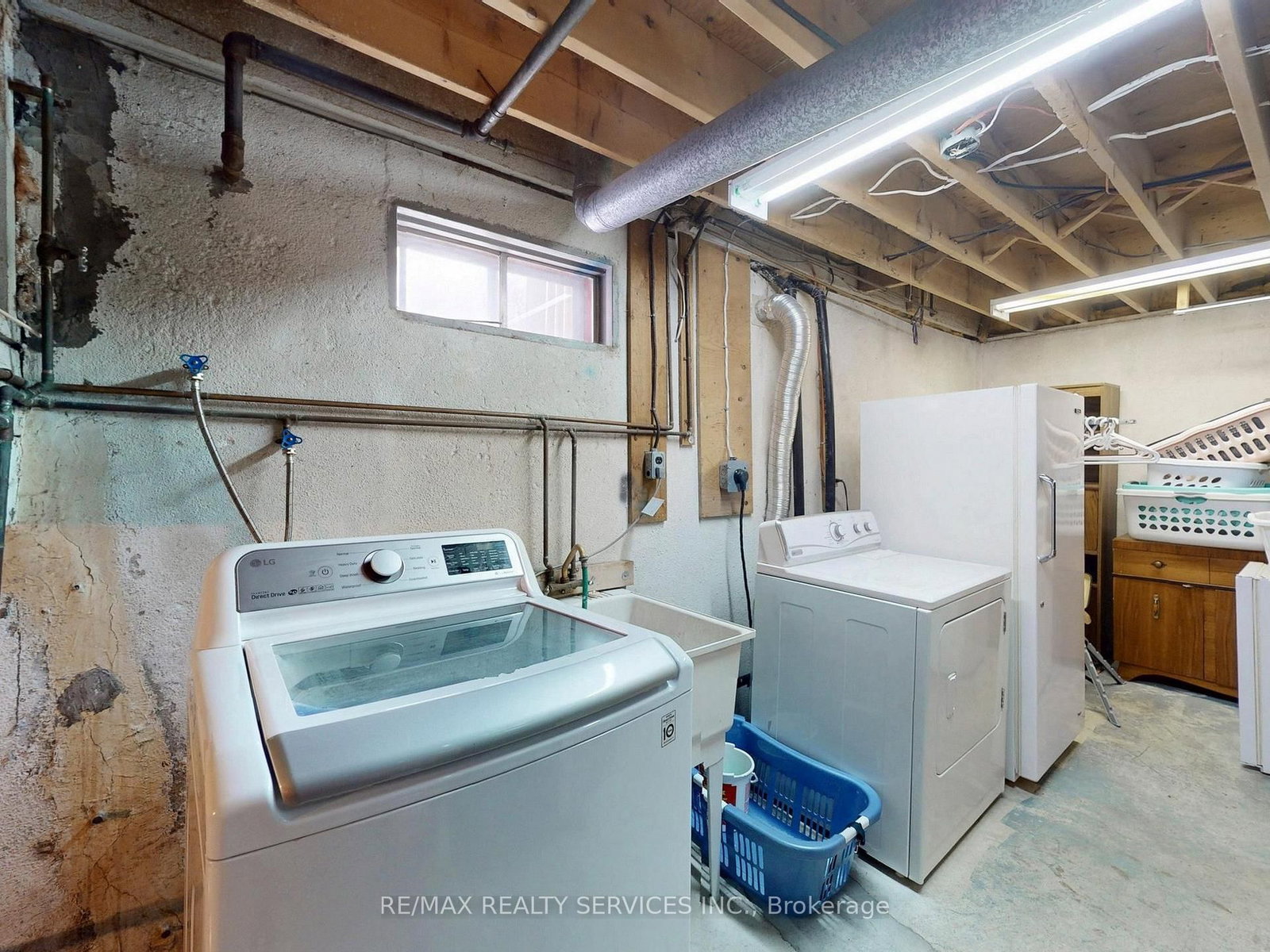 Detached House for sale at 16 Grassington Crescent, Brampton, Ontario, L6S 1Z6 - Northgate - MLS: W12886772