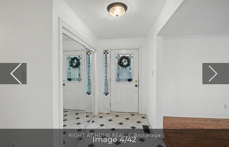 7 Margrath Pl, Toronto, M9C 4L1 | Image 2