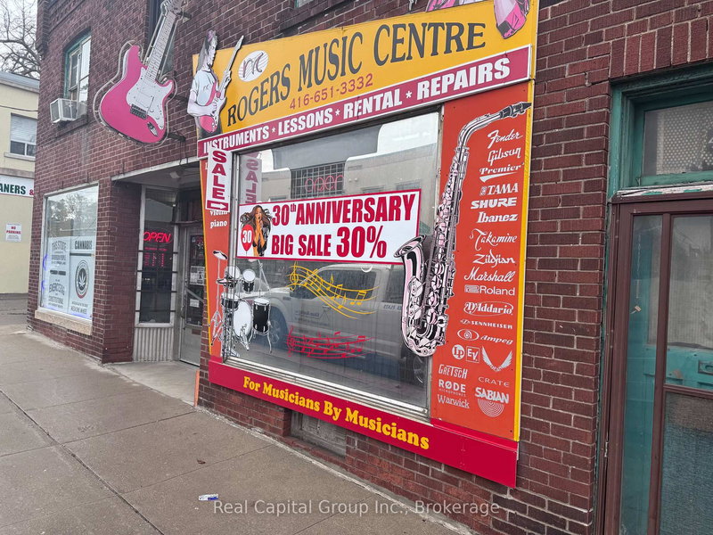 465 Rogers Rd, Toronto, M6M 1A8 | Image 2