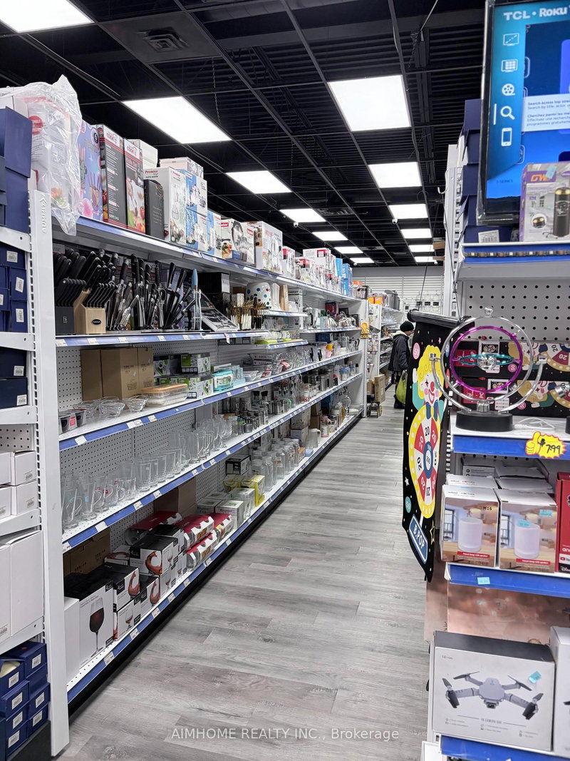 #88 - 1530 Albion Rd, Toronto, M9V 1B4 | Image 2