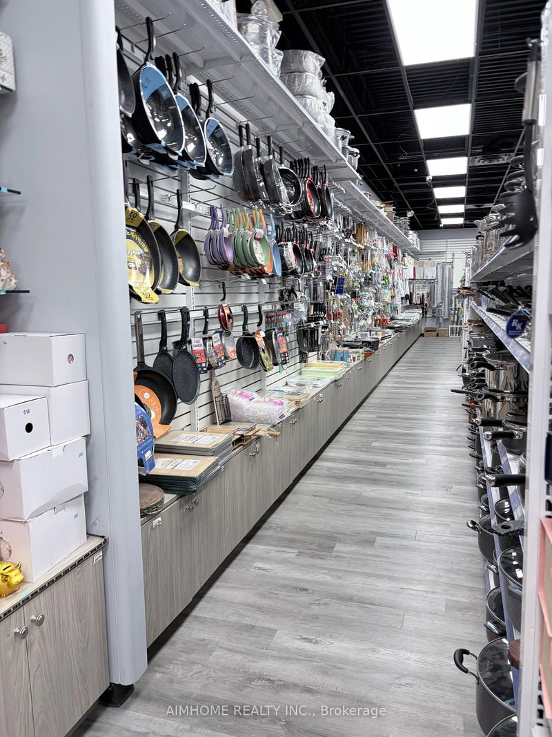 #88 - 1530 Albion Rd, Toronto, M9V 1B4 | Image 3