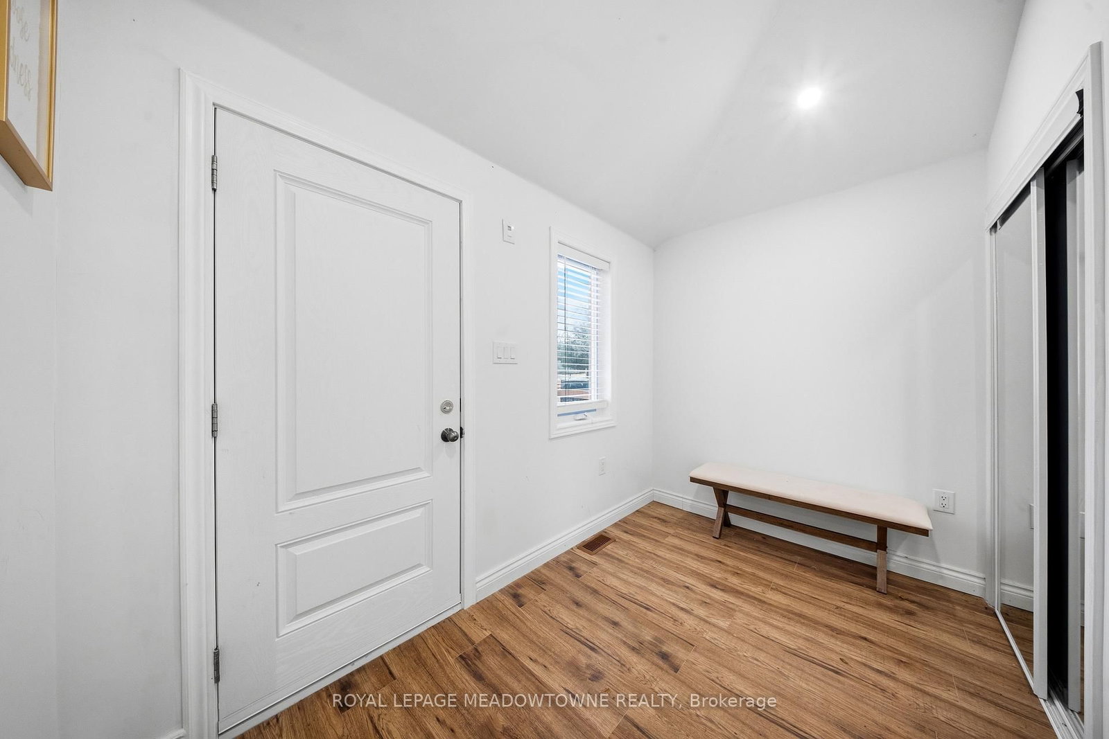 Detached House for sale at 208 Glen Oak Drive, Oakville, Ontario, L6K 2J2 - West - MLS: W12887614