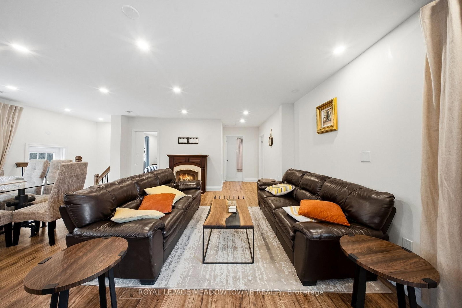 Detached House for sale at 208 Glen Oak Drive, Oakville, Ontario, L6K 2J2 - West - MLS: W12887614