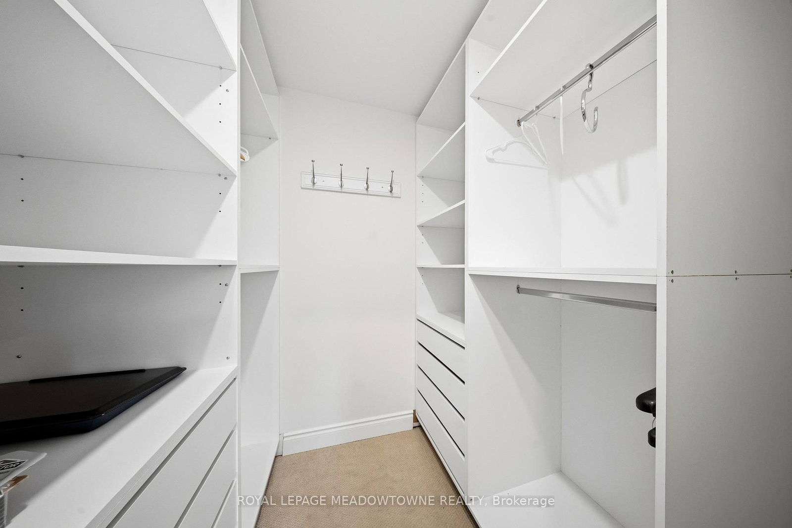 Detached House for sale at 208 Glen Oak Drive, Oakville, Ontario, L6K 2J2 - West - MLS: W12887614