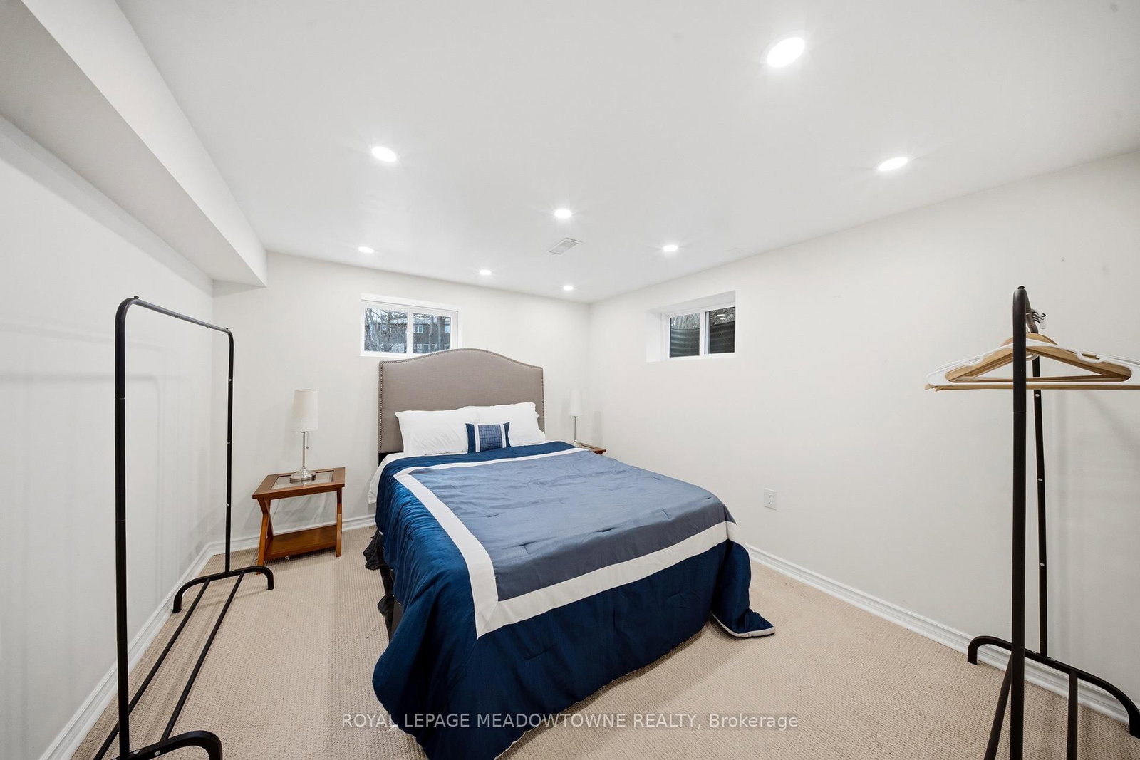 Detached House for sale at 208 Glen Oak Drive, Oakville, Ontario, L6K 2J2 - West - MLS: W12887614