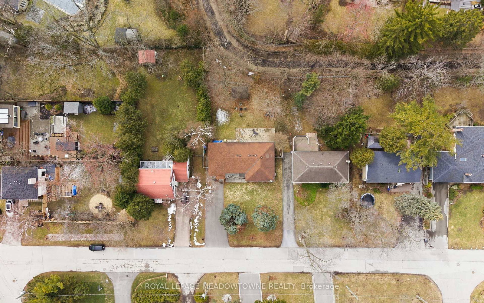 Detached House for sale at 208 Glen Oak Drive, Oakville, Ontario, L6K 2J2 - West - MLS: W12887614