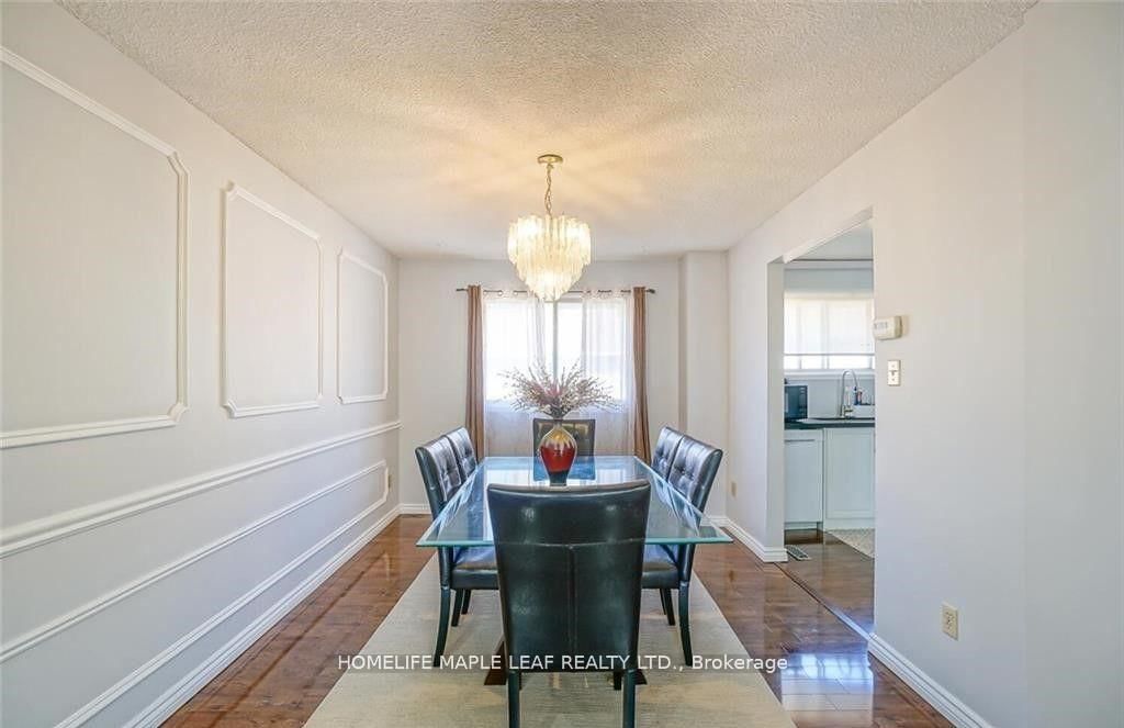 Townhouse for sale at 113-113 Ashton Crescent, Brampton, Ontario, L6S 3J9 - Central Park - MLS: W12887666