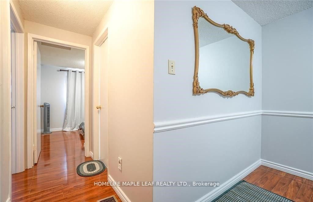 Townhouse for sale at 113-113 Ashton Crescent, Brampton, Ontario, L6S 3J9 - Central Park - MLS: W12887666