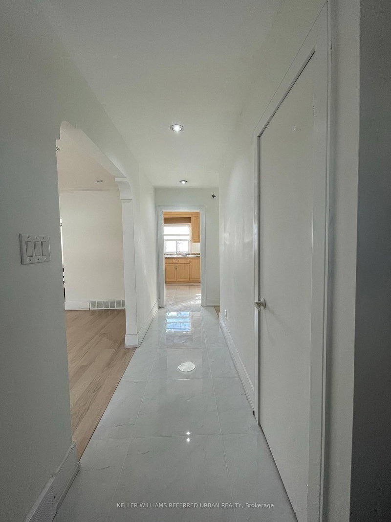 Main - 12 Erie St, Toronto, M6L 2P7 | Image 3