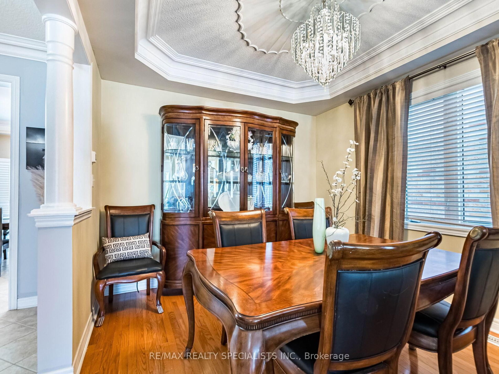 Detached House for sale at 9 Pepperbush Road, Brampton, Ontario, L6P 2L5 - Bram East - MLS: W12888072