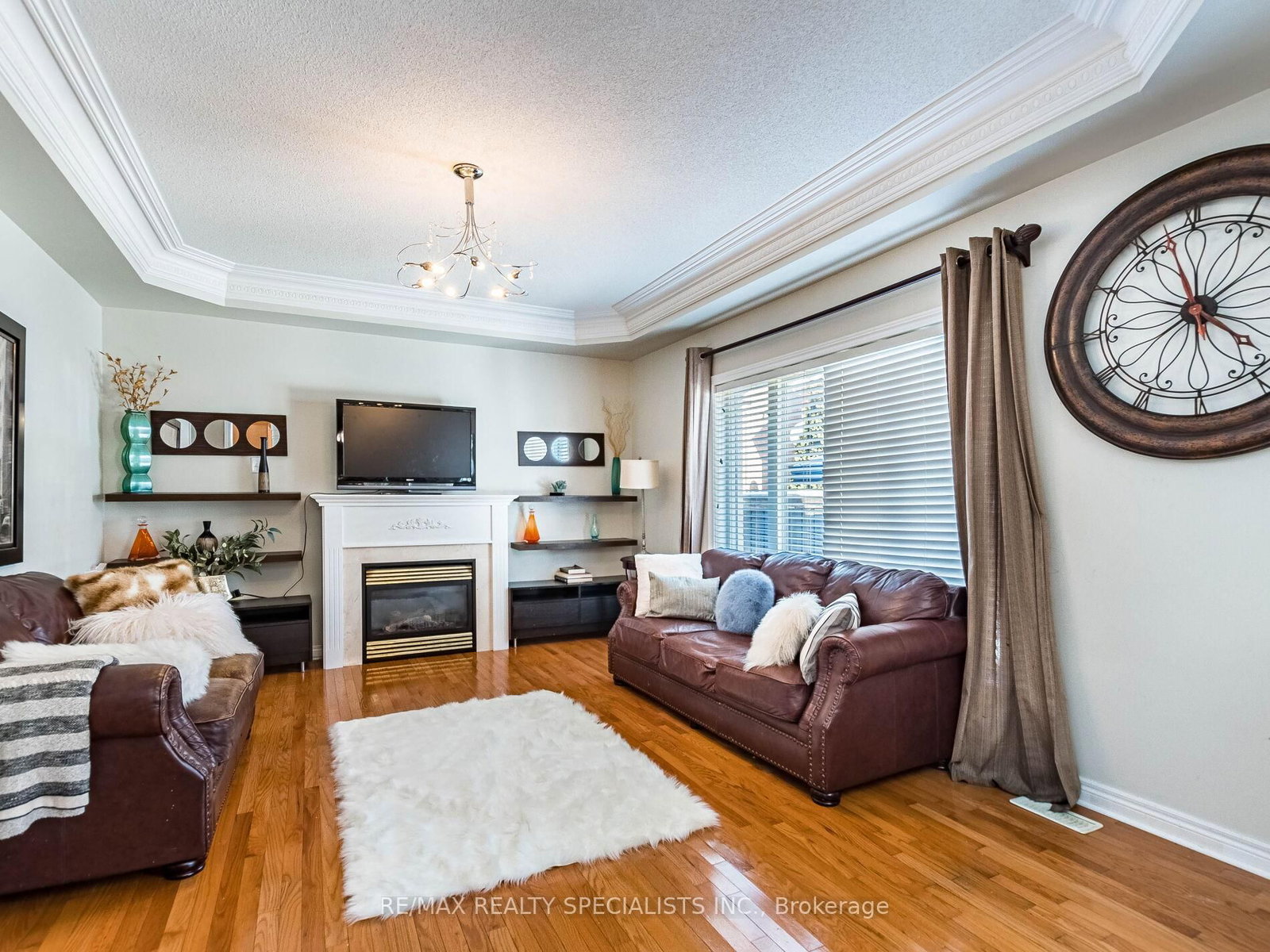 Detached House for sale at 9 Pepperbush Road, Brampton, Ontario, L6P 2L5 - Bram East - MLS: W12888072